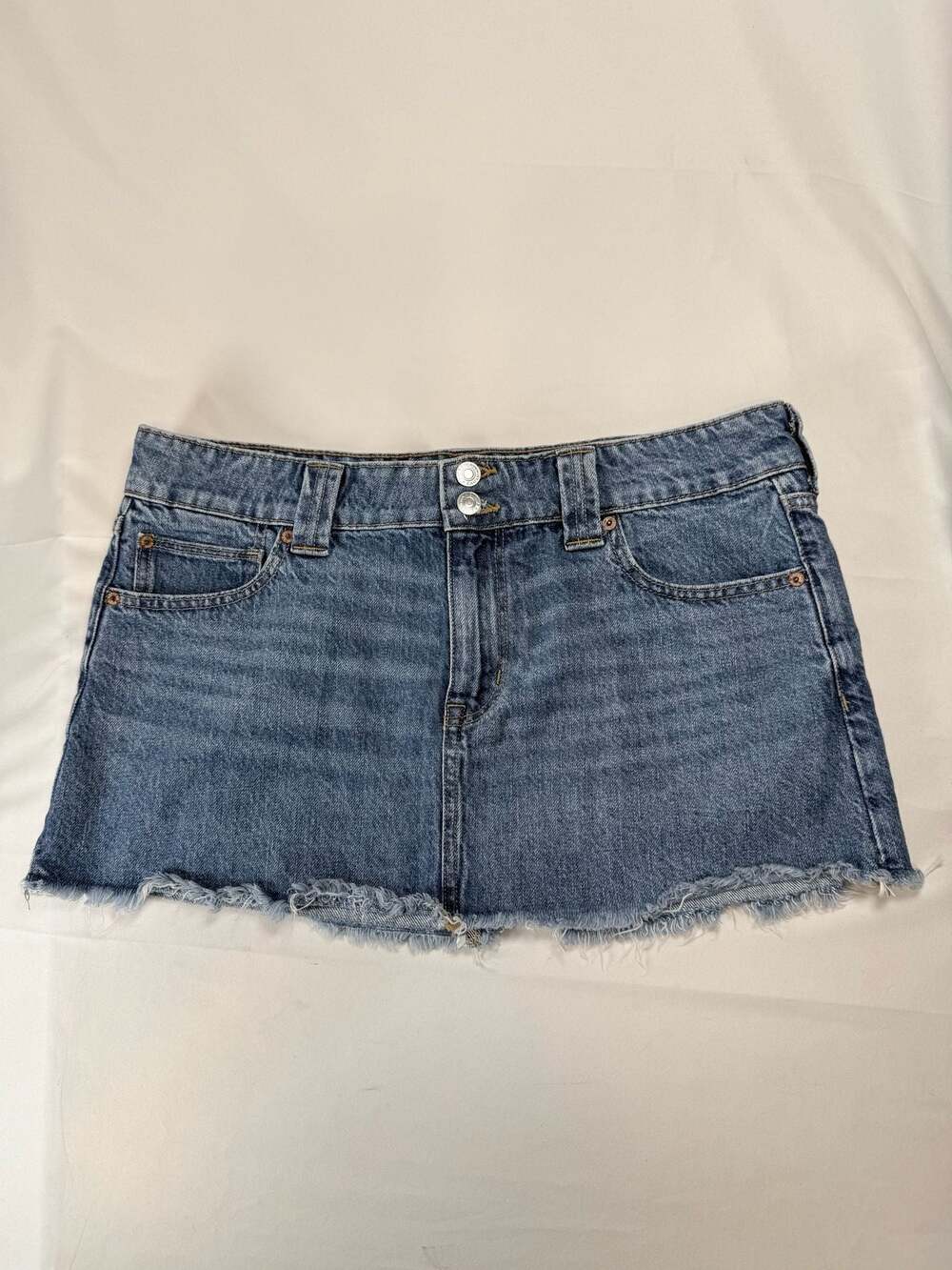 Y2K American Eagle Low Rise Denim Mini Skirt Frayed Hem Blue Biker Women's